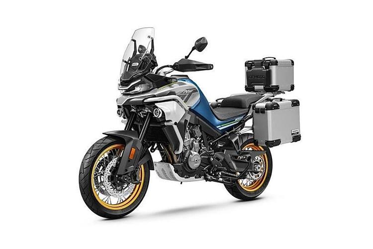 春风800adv