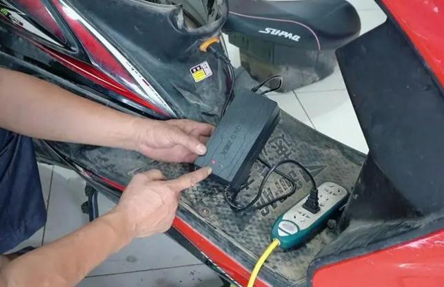 电瓶车怎么充电寿命长截图