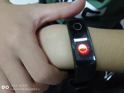 华为手环4和5i哪个好