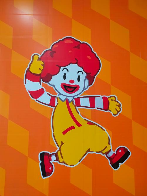 麦当劳叔叔卡通图片