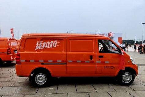 哪种货拉拉可以跟车2人