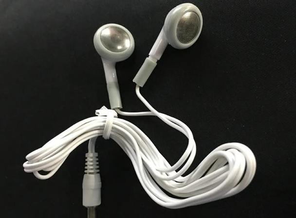 耳机太大老是掉怎么办