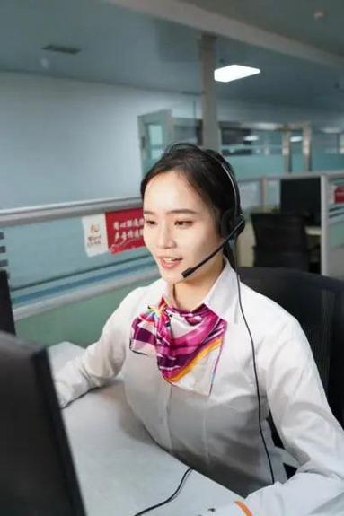 中国联通客服热线人工服务缩略图