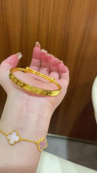 手镯黄金