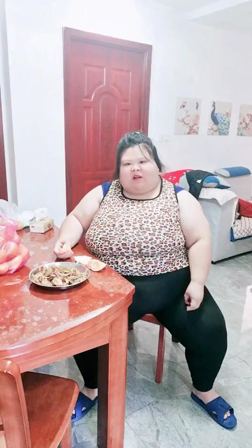 女胖胖个人资料