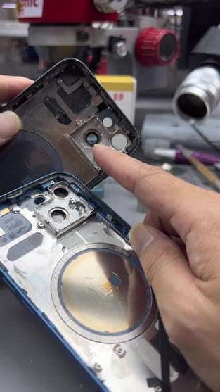 手机后盖镜框怎么拆下