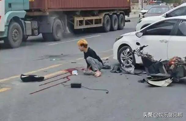 飙车死亡视频缩略图