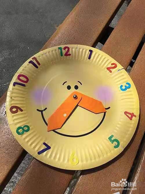 手工表盘小学生