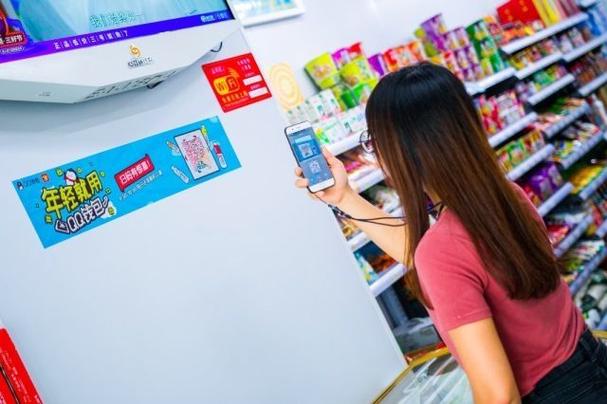 鼠标向下滑文件向右滑动是怎么了截图