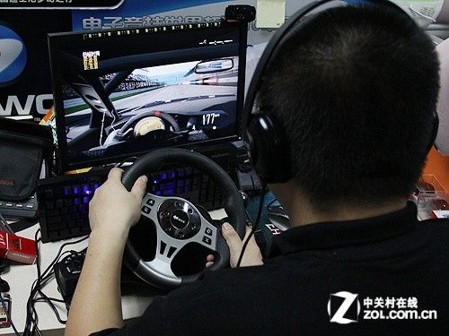 极品飞车方向盘设置缩略图
