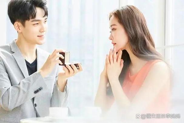 男人把微信折叠了是爱吗