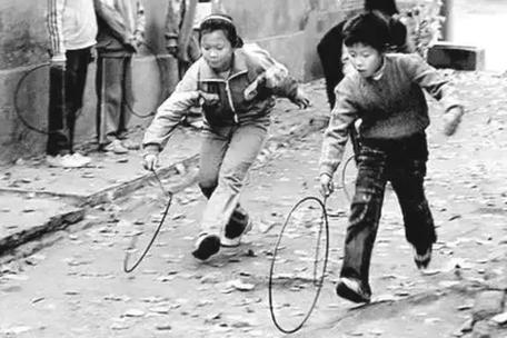 体育游戏走小路
