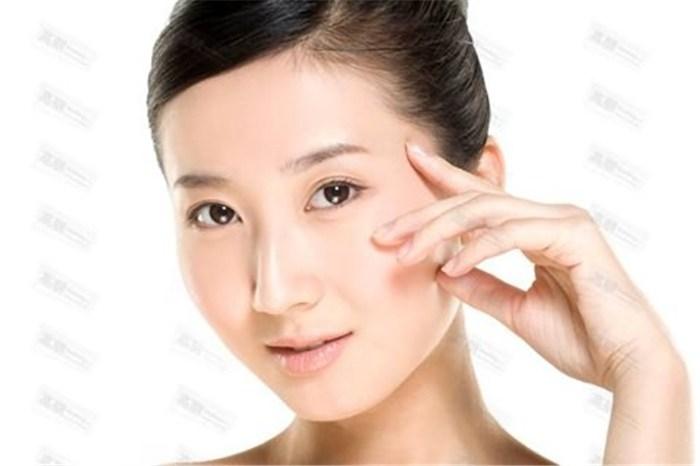 治眼袋的最好方法