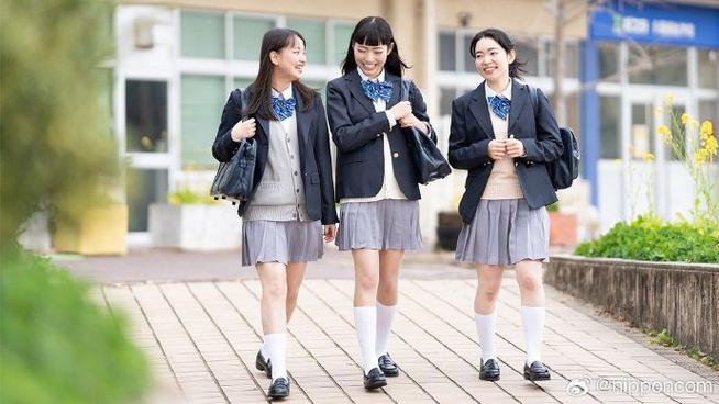 日本19岁上大学还是高中