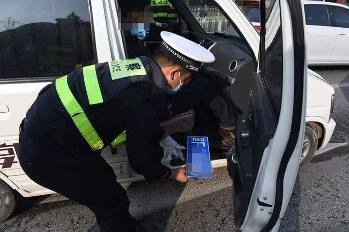 交警行车轨迹保存几年
