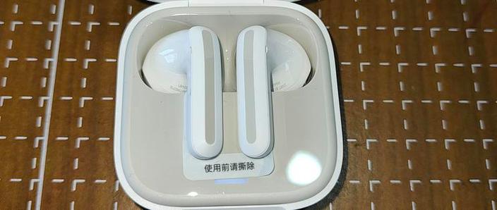 红米耳机第一次充电要多久