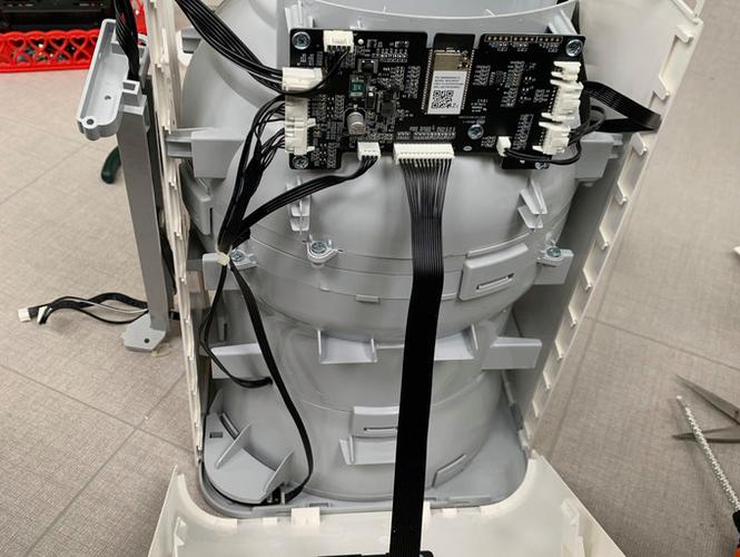米家净化器3顶盖拆卸