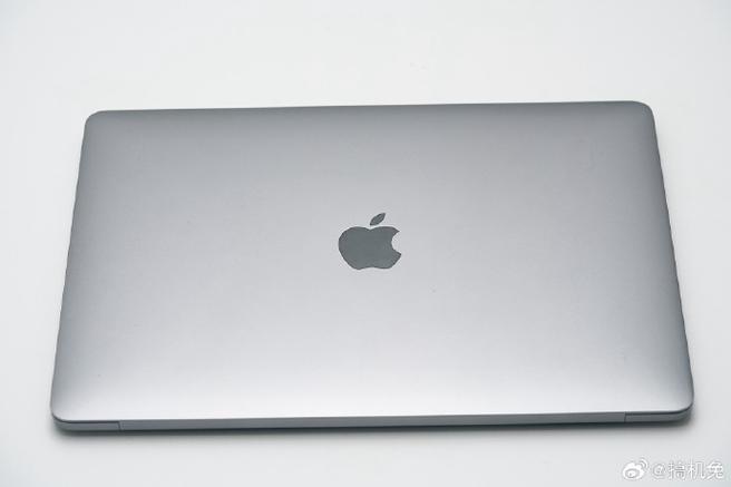 macbookpro双系统触控条不亮
