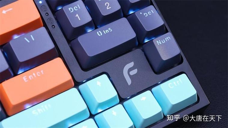 光影精灵4键盘灯可以换颜色吗