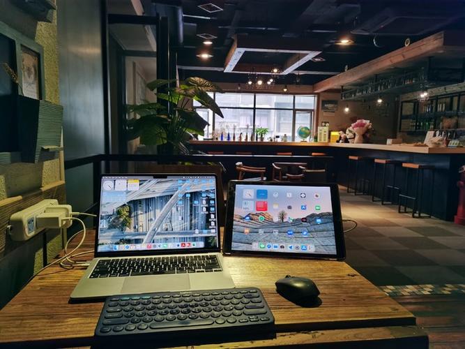 爱奇艺在ipad上为啥是小屏截图