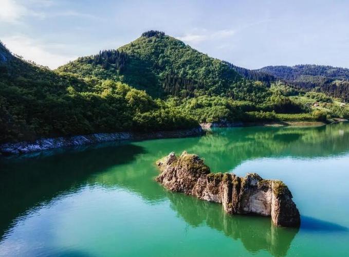 虎豹坠崖山岛静下一句图标