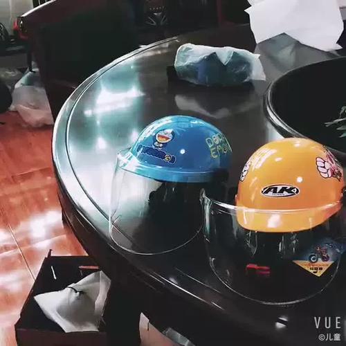 为什么我的头盔镜片甩不下来