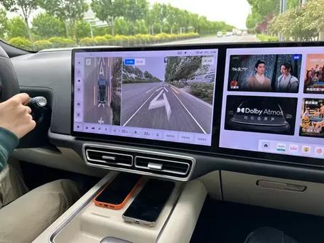 倒车影像模糊不清晰怎么解决
