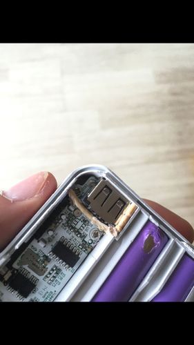 充电宝插口接触不良缩略图