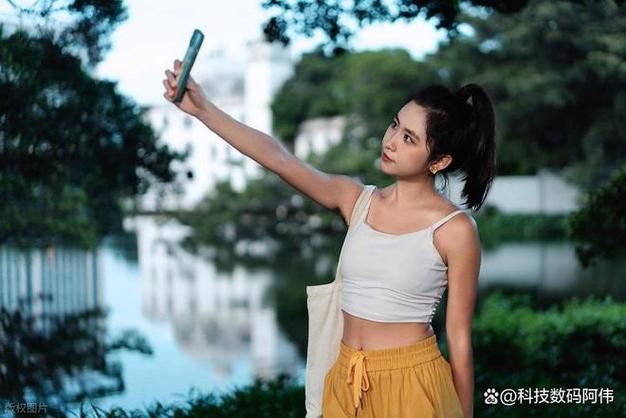 自拍相片怎么反过来了