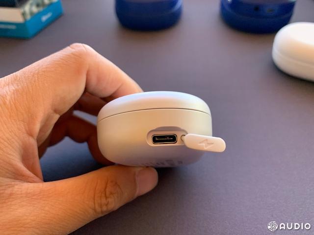 耳机仓可以单独充电吗缩略图