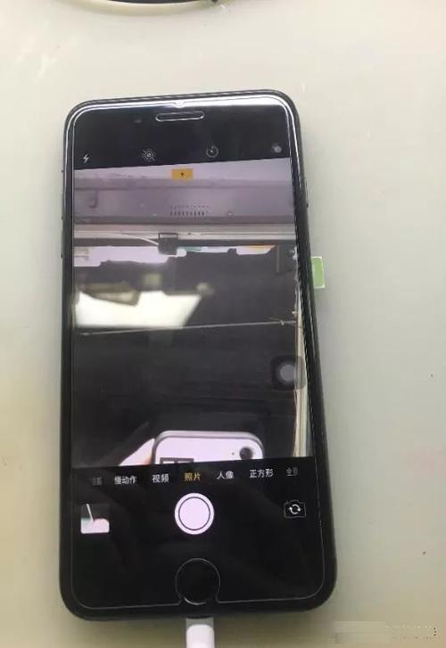苹果8p前置摄像头黑屏缩略图