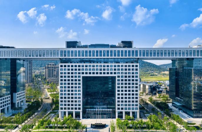 武汉中建三局总部大楼