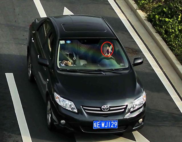 车拦路打什么电话