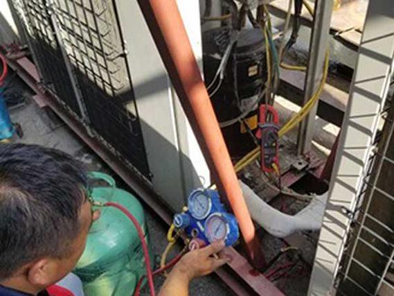 志高3匹定频空调充多少氟