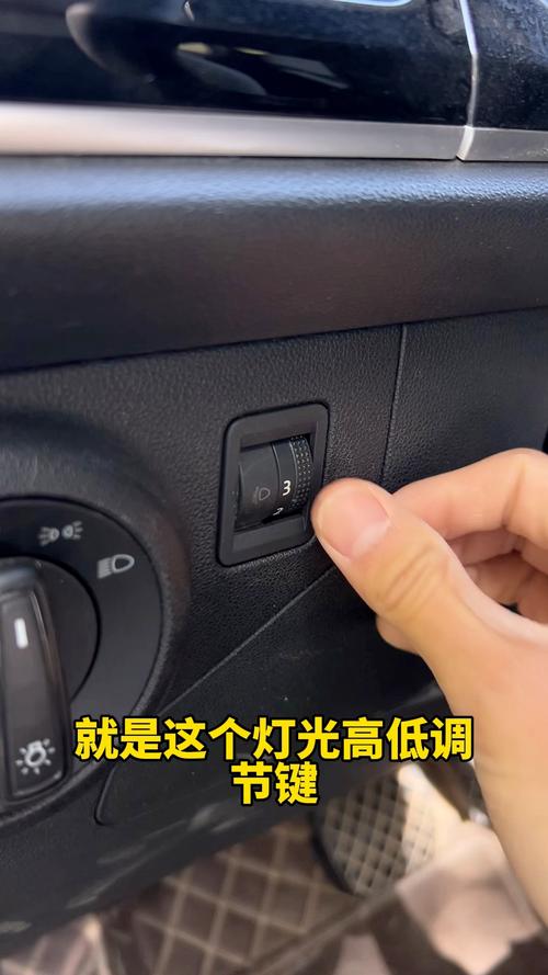 ikbc键盘怎么调节灯光