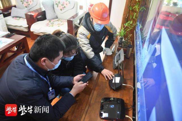 家中监控摄像头如何与自己手机连接