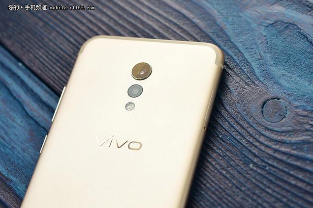vivo手机的双摄虚化功能