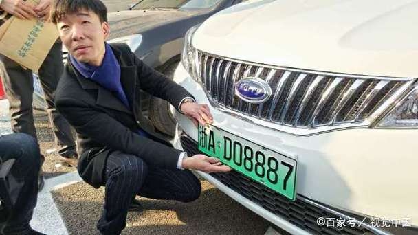 交警查不查车牌螺丝帽