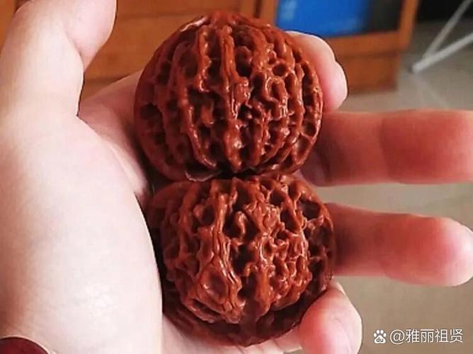 文玩核桃怎么上油
