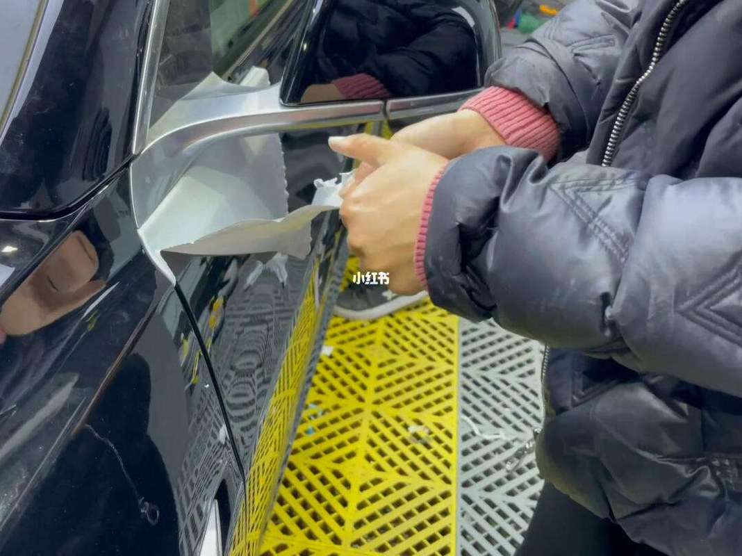 原厂膜怎么撕