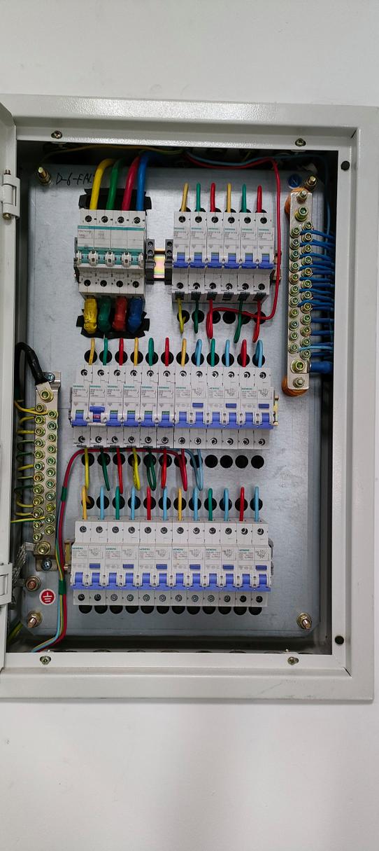 插座跳闸缩略图