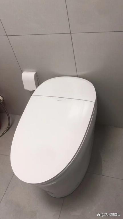 恒洁马桶电源灯一直闪
