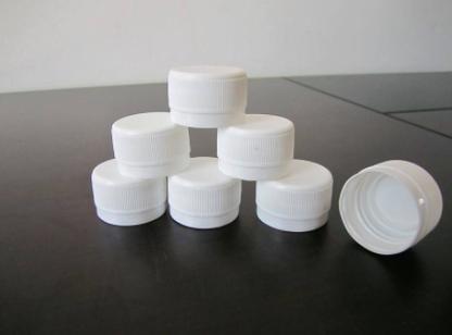 30ml几个矿泉水瓶盖