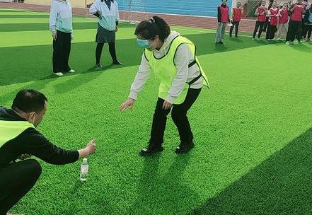 蒙面取物游戏缩略图