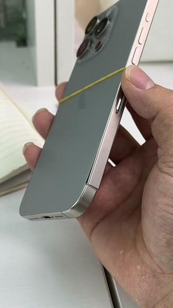 手机边框划痕怎么去除