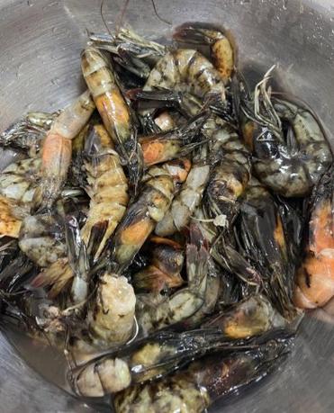 虾头部黑了还能吃么