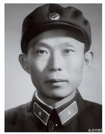 三战怎么查看自己的功勋