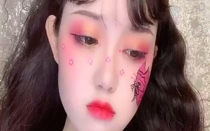 化妆的海绵彩蛋怎么用
