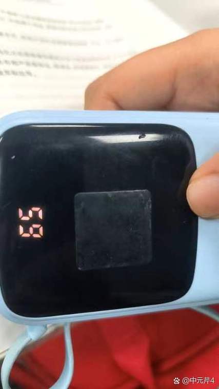 为啥充电宝突然不能给手机充电了
