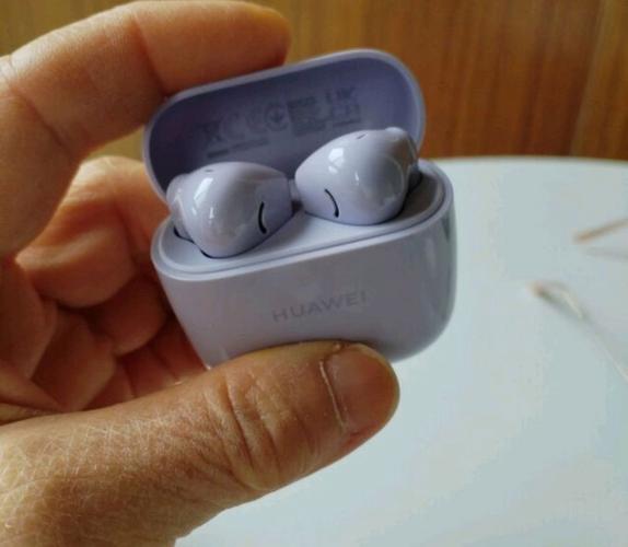 华为蓝牙耳机多久可以充满电
